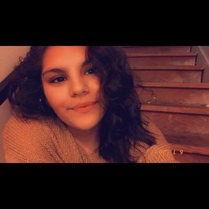 Meet your Posher, Joana